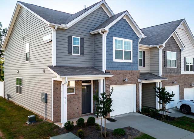 Property at 313 E Compass Way, Easley, SC 29640, 3 beds, 2.5 baths