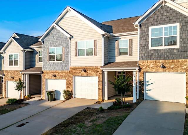 Property at 292 E Compass Way, Easley, SC 29640, 3 beds, 2.5 baths