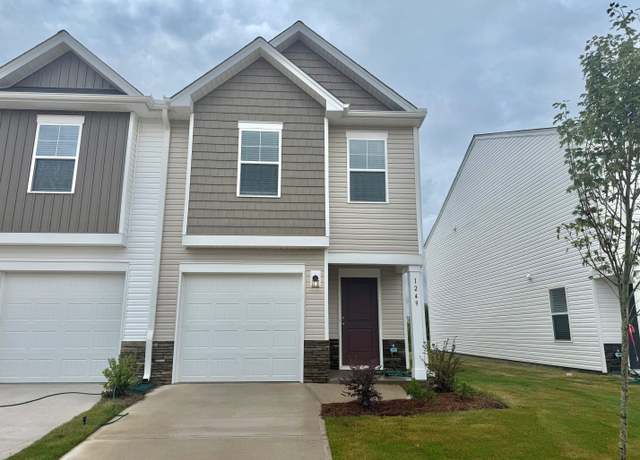 Property at 1249 Forestbrook Ln, Spartanburg, SC 29303, 3 beds, 2.5 baths
