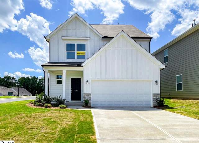 Property at 601 Columbus Cir, Simpsonville, SC 29680, 4 beds, 3.5 baths