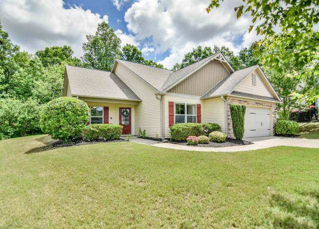 Property at 3 Wisner Ct, Simpsonville, SC 29681, 3 beds, 2 baths
