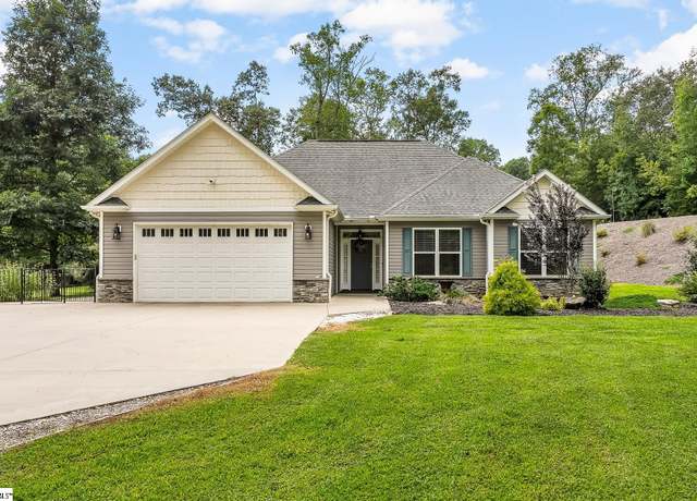 Property at 6 Silverbush Ln, Marietta, SC 29661, 3 beds, 2 baths