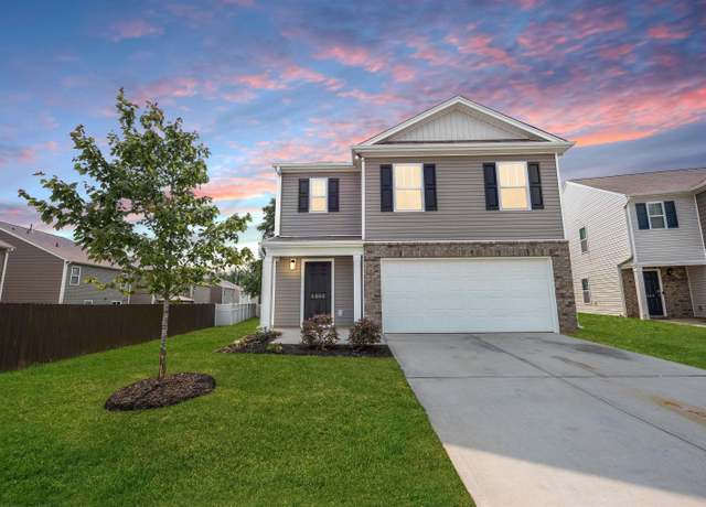 Property at 1305 Ledsham Ct, Greer, SC 29651, 5 beds, 3 baths