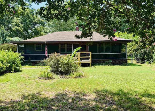 Property at 203 Givens St, Fountain Inn, SC 29644, 2 beds, 1 bath