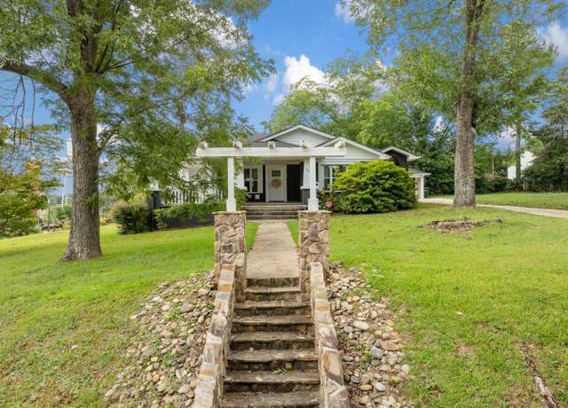 Property at 101 W 3rd Ave, Easley, SC 29640, 3 beds, 2.5 baths