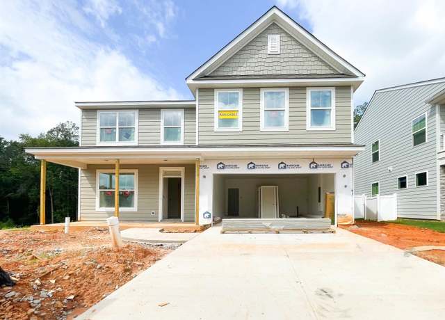 Property at 672 Columbus Cir, Simpsonville, SC 29680, 4 beds, 2.5 baths