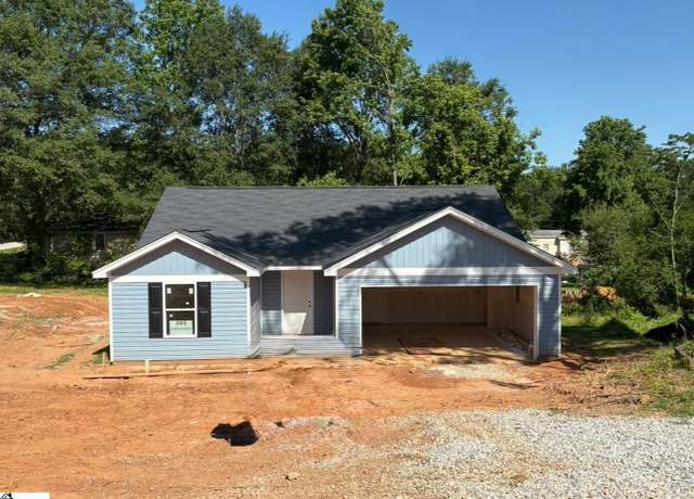 Property at 205 Ivydale Dr, Greenville, SC 29609, 3 beds, 2 baths