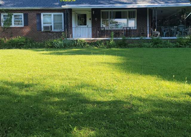 Property at 4 Bagwell Ave, Greenville, SC 29611-7203, 3 beds, 1.5 baths