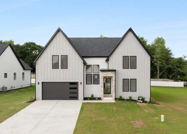 Property at 726 New South Ct, Wellford, SC 29385, 4 beds, 3 baths