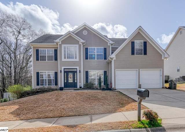 Property at 516 Morning Creek Pl, Greenville, SC 29607, 4 beds, 2.5 baths