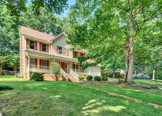 Property at 1107 Willow Branch Dr, Simpsonville, SC 29680, 4 beds, 2.5 baths