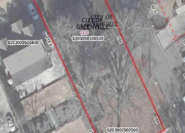 Property at 100 E Lanneau Dr, Greenville, SC 29605-1008, 3 beds, 2 baths