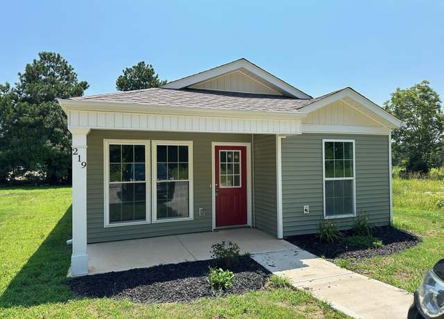 Property at 219 Brandi Ln, Clinton, SC 29325, 2 beds, 2 baths