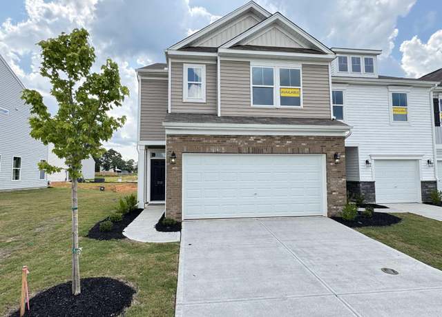Property at 210 Toal Ct, Greenville, SC 29611, 3 beds, 2.5 baths