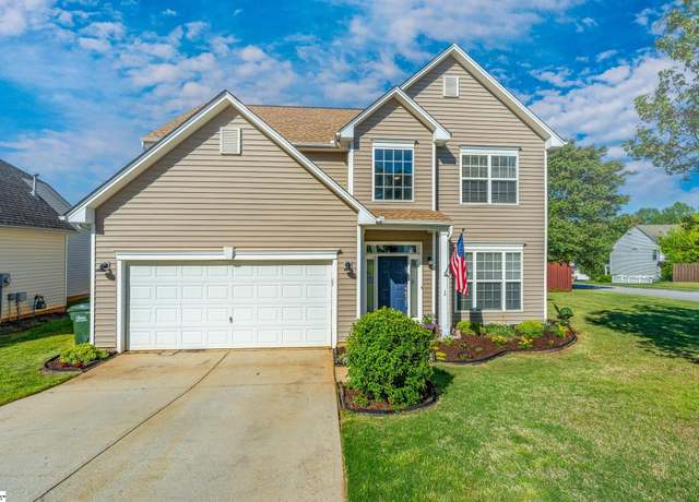 Property at 300 Stillwater Ct, Simpsonville, SC 29681, 4 beds, 2.5 baths