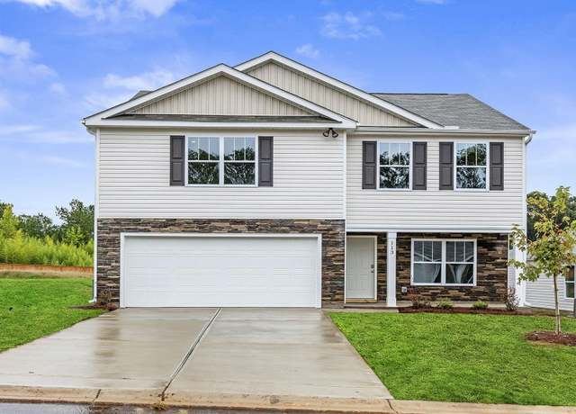 Property at 113 Cascade Ln, Seneca, SC 29678, 4 beds, 2.5 baths