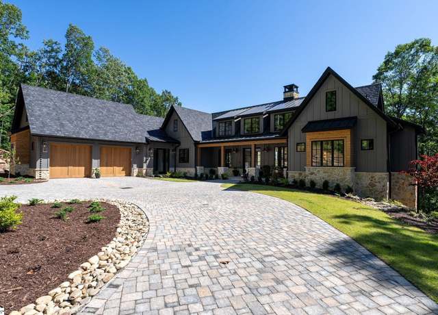 Property at 189 Crowne Hill Way, Marietta, SC 29661, 4 beds, 4.5 baths