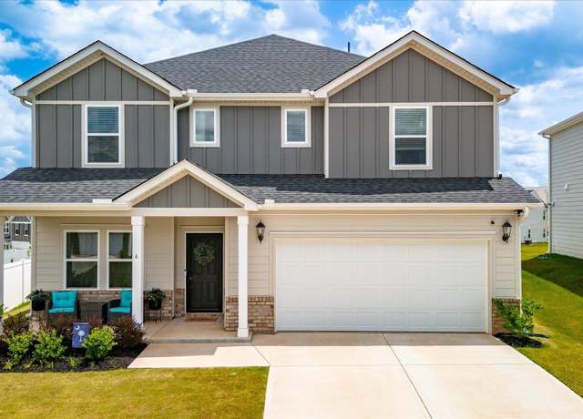 Property at 6 Roderick Ln, Greenville, SC 29605, 5 beds, 4 baths