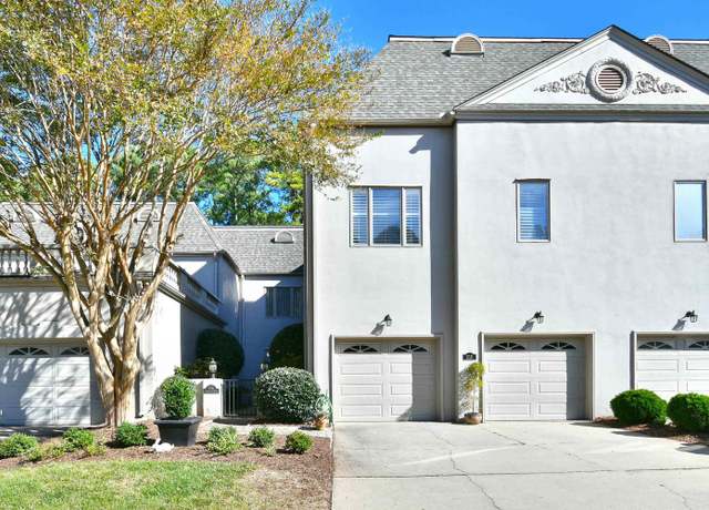 Property at 210 Castellan Dr, Greer, SC 29650, 3 beds, 2.5 baths