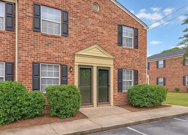Property at 2530 E North St Unit 13K, Greenville, SC 29615, 1 bed, 1.5 baths