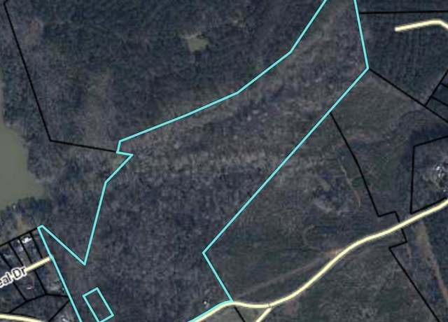 Property at 320 Fishers Cove Rd, Fair Play, SC 29643