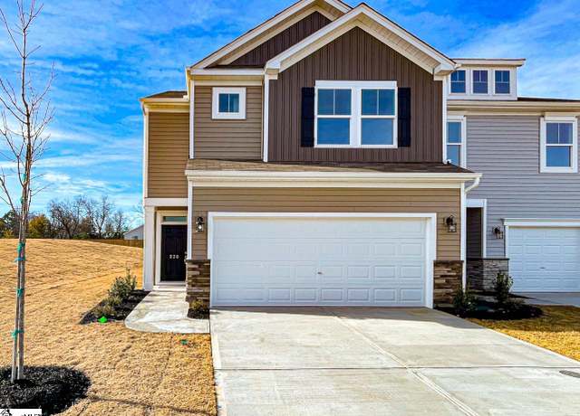 Property at 230 Toal Ct, Greenville, SC 29611, 3 beds, 2.5 baths