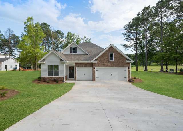 Property at 209 Oakmonte Cir, Greenwood, SC 29649, 4 beds, 3 baths