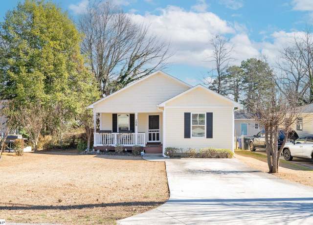 Property at 106 Sycamore Dr, Greenville, SC 29607, 3 beds, 2 baths