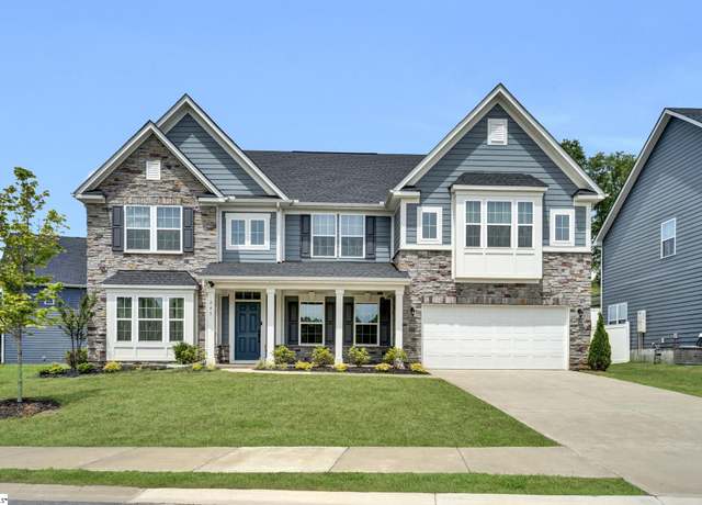 Property at 245 Chinook Dr, Greenville, SC 29607, 5 beds, 3 baths