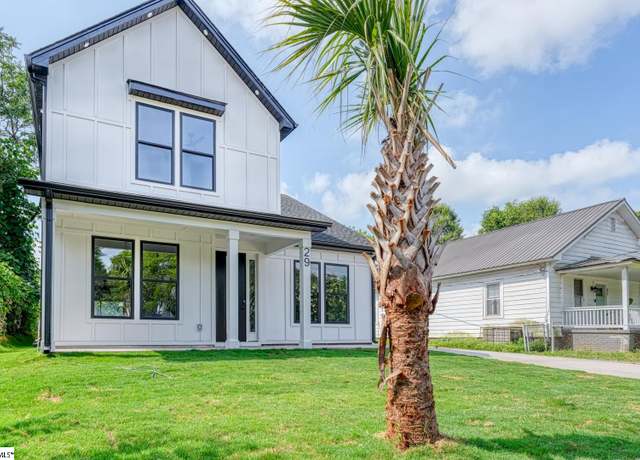 Property at 29 Pendleton Rd, Greenville, SC 29611, 4 beds, 3.5 baths