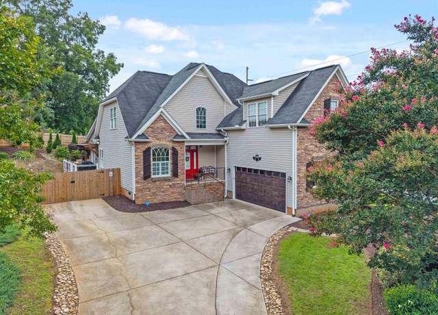 Property at 317 Squires Creek Rd, Simpsonville, SC 29681, 4 beds, 2.5 baths