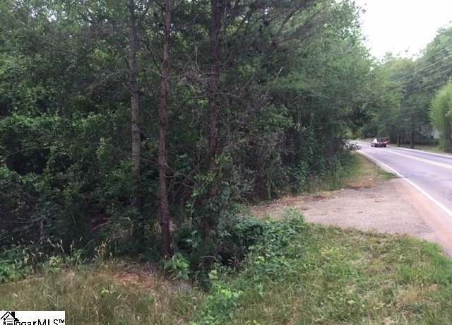 Property at 55 Stallings Rd, Taylors, SC 29687