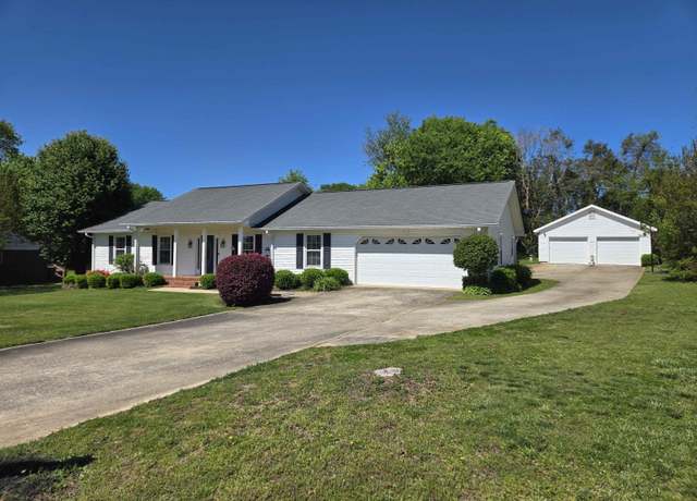 Property at 123 Amberwood Ln, Mauldin, SC 29662, 4 beds, 3 baths