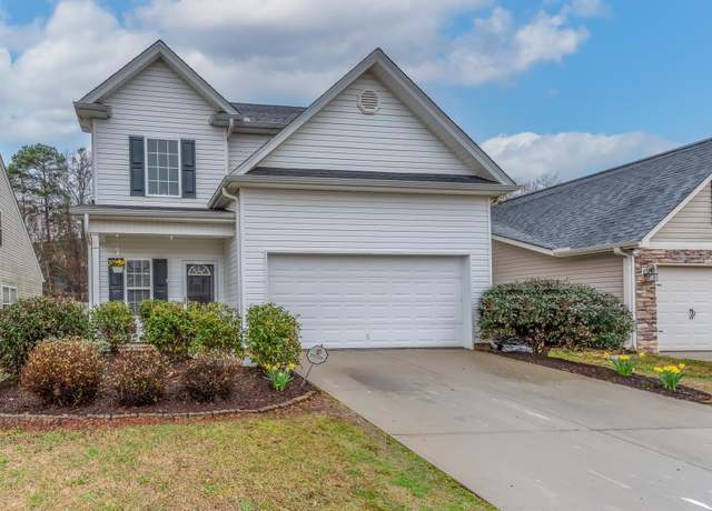 Property at 212 Dellwood Dr, Spartanburg, SC 29301, 4 beds, 2.5 baths