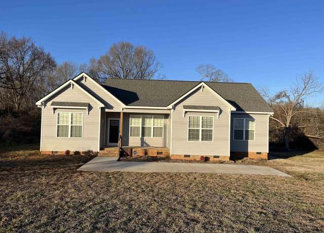 Property at 136 Lovers Ln, Union, SC 29379, 3 beds, 2.5 baths