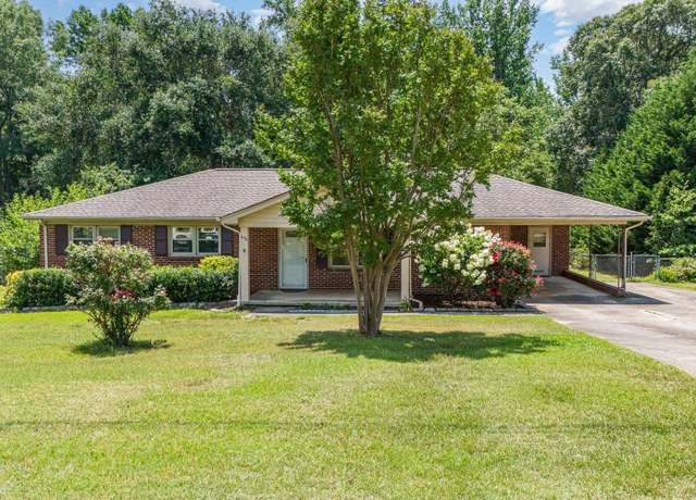 Property at 620 Creighton Dr, Taylors, SC 29687, 3 beds, 2 baths