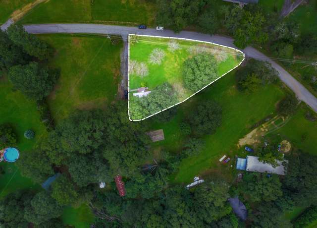 Property at 256 Sweetwater Rd, Fountain Inn, SC 29644