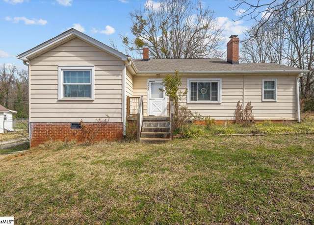 Property at 1328 Bleckley St, Anderson, SC 29625, 2 beds, 1 bath