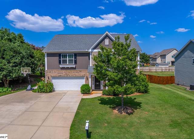 Property at 370 Slate Dr, Boiling Springs, SC 29316, 4 beds, 2.5 baths