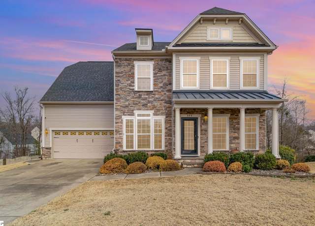 Property at 394 Shoreline Blvd, Boiling Springs, SC 29316, 4 beds, 3.5 baths