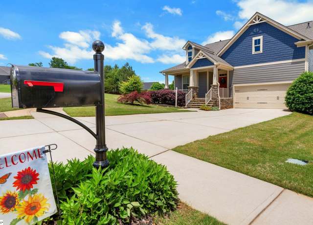 Property at 480 Palladio Dr, Greenville, SC 29617, 3 beds, 2 baths