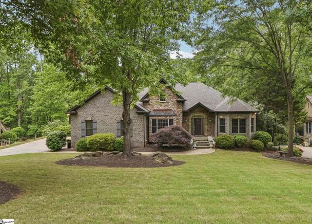 Property at 114 Walnut Creek Way, Greenville, SC 29611, 4 beds, 2.5 baths