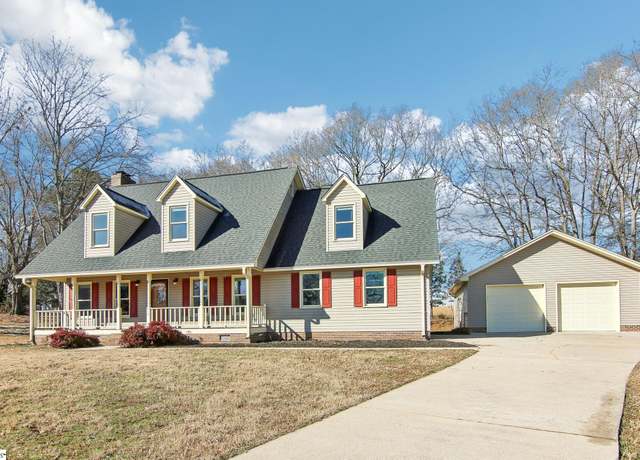 Property at 219 Terra Oaks Ct, Easley, SC 29642, 4 beds, 2.5 baths