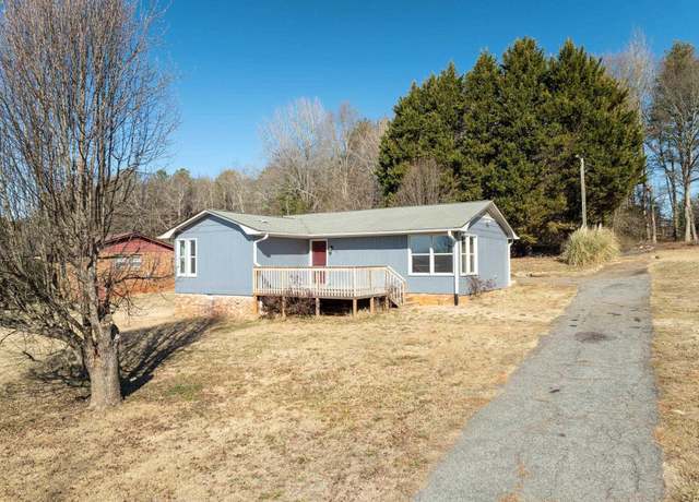 Property at 250 Coggins Shore Rd, Inman, SC 29349, 3 beds, 2 baths