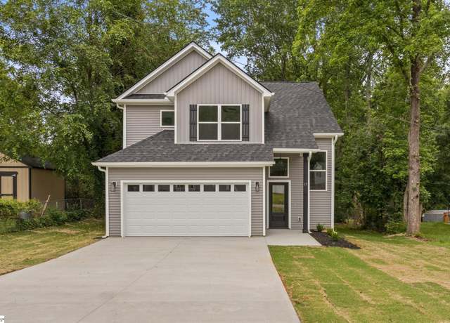 Property at 17 Montgomery St, Greenville, SC 29609, 3 beds, 2.5 baths