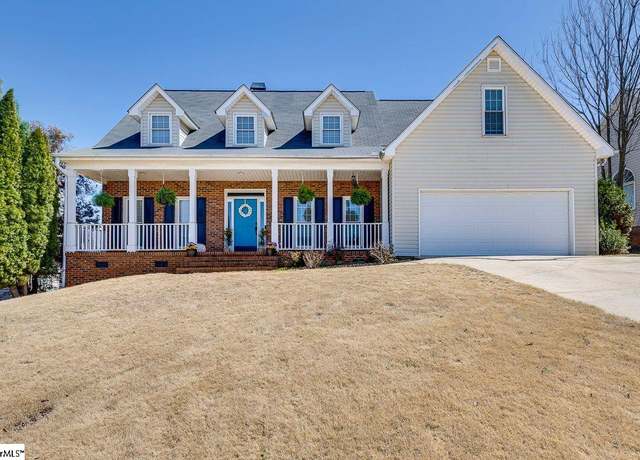 Property at 102 Richglen Way, Greer, SC 29650, 4 beds, 2.5 baths