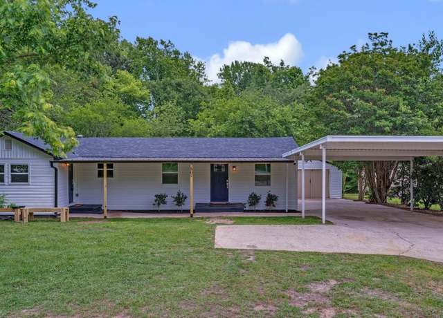 Property at 807 Bud Arthur Bridge Rd, Spartanburg, SC 29330, 4 beds, 2 baths