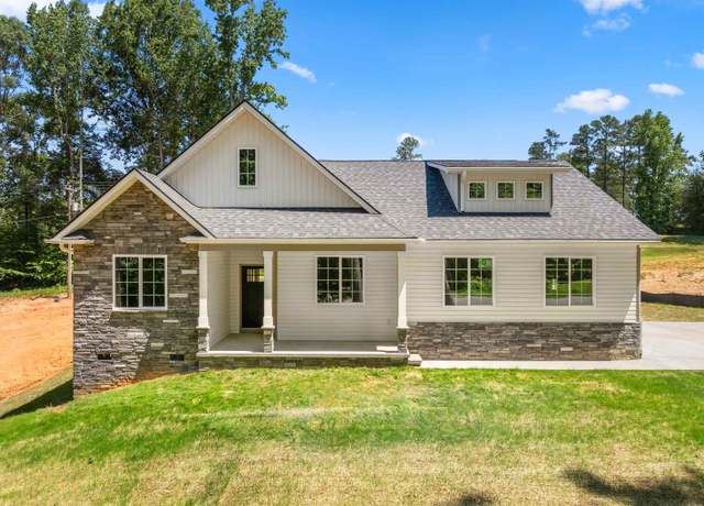 Property at 3135 E Croft Cir, Spartanburg, SC 29302, 3 beds, 2.5 baths