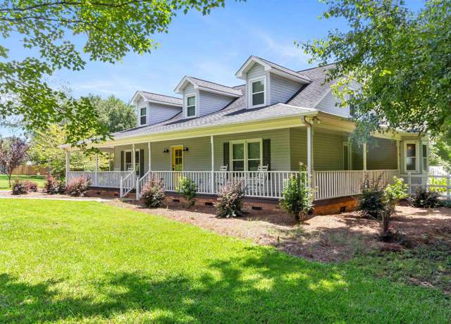 Property at 291 Gum Springs Rd, Taylors, SC 29687, 4 beds, 3.5 baths