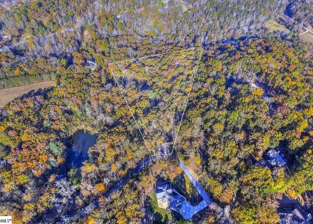Property at 215 Luberon Ln, Travelers Rest, SC 29690